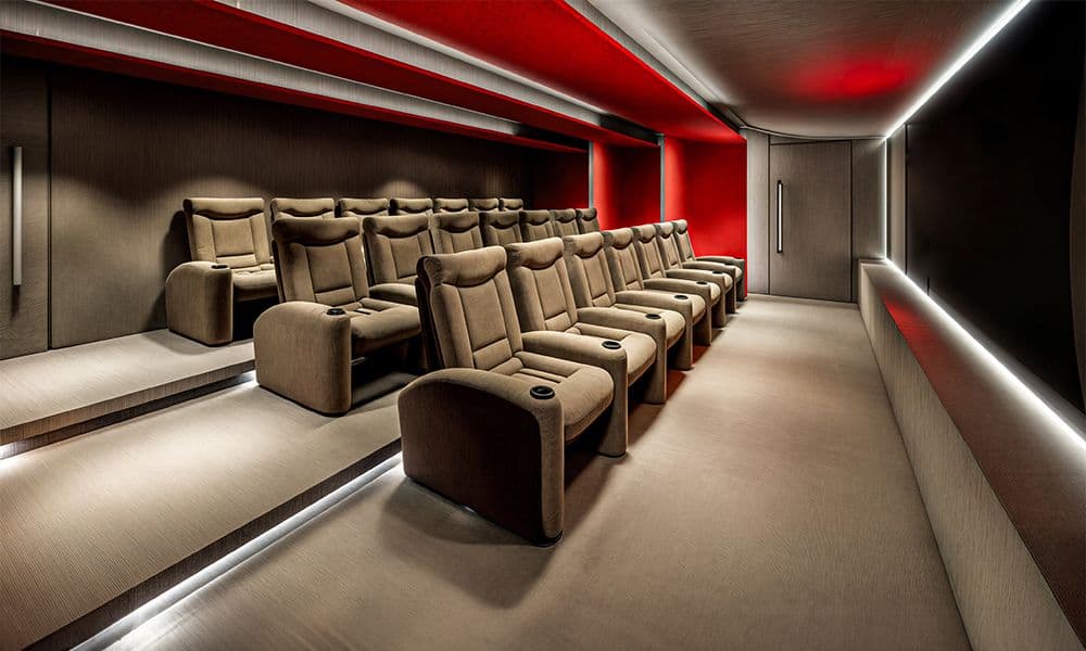 la serein powder-room view